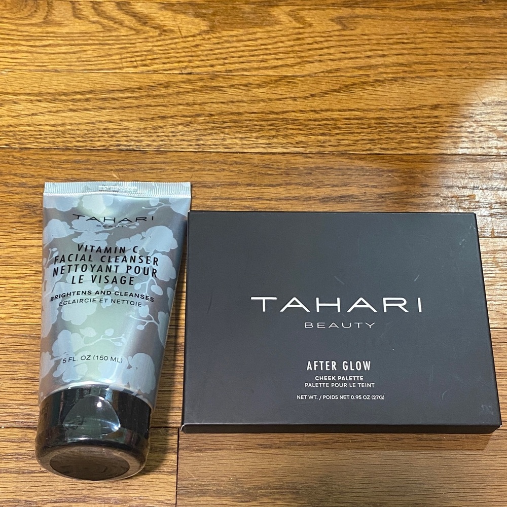 Tahari Beauty After Glow Cheek Palette and Cleanser Set NEW